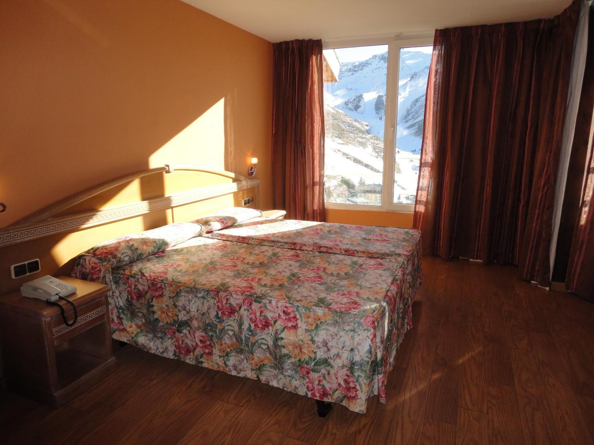 Hotel Reino Nevado Sierra Nevada Bagian luar foto